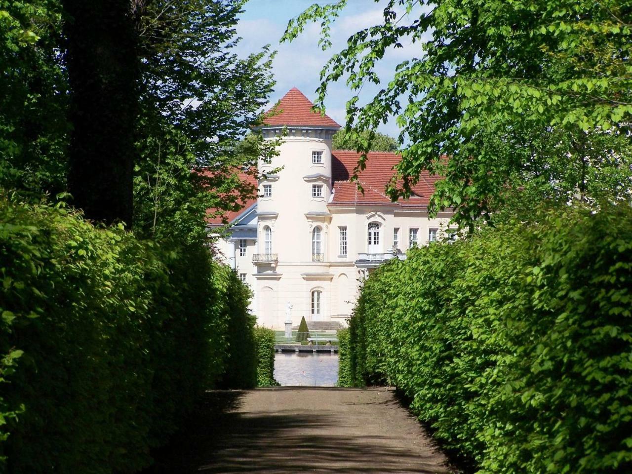Marstall Im Schlosspark Rheinsberg Luaran gambar